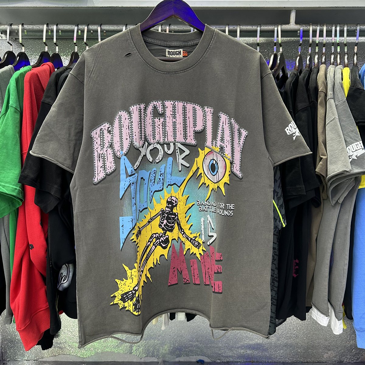 Rough Play Colorful Tour Skeleton Graphic T-Shirt ¡ª context